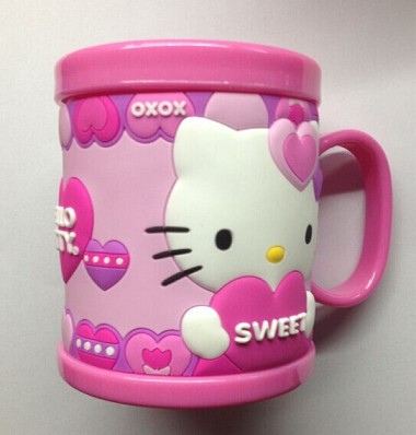 High Quality Promotional plastic custom Hello kitty Mugs